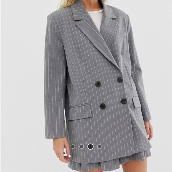 Gray Pinstriped Blazer Short Set - Picture 3 of 7